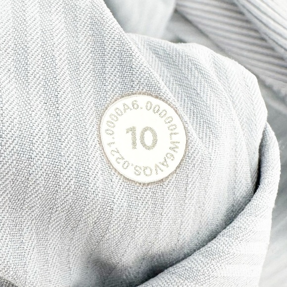 Lululemon Chambray Dance Studio Crop *25" - Picture 8 of 8